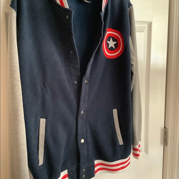 Marvel Other - ✏️Marvel Varsity Jacket✏️